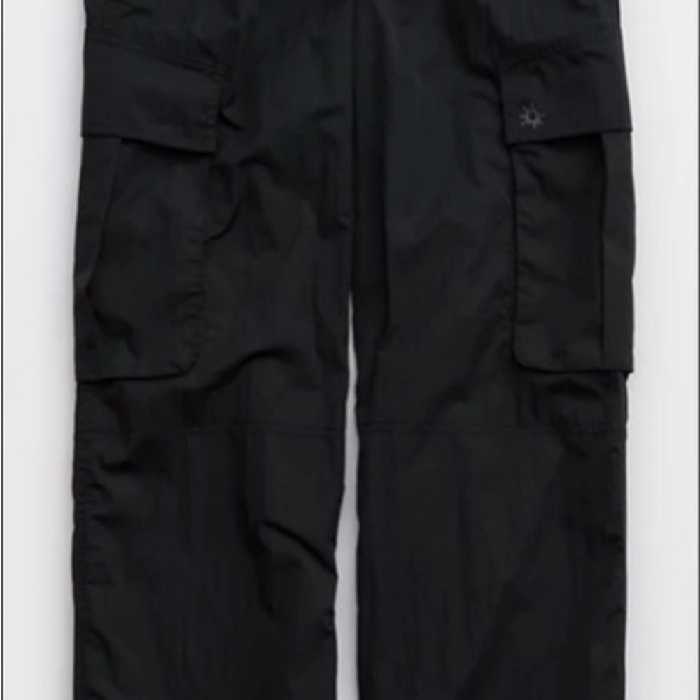Offline by Aerie Chill Moves Black Cargo Pants
